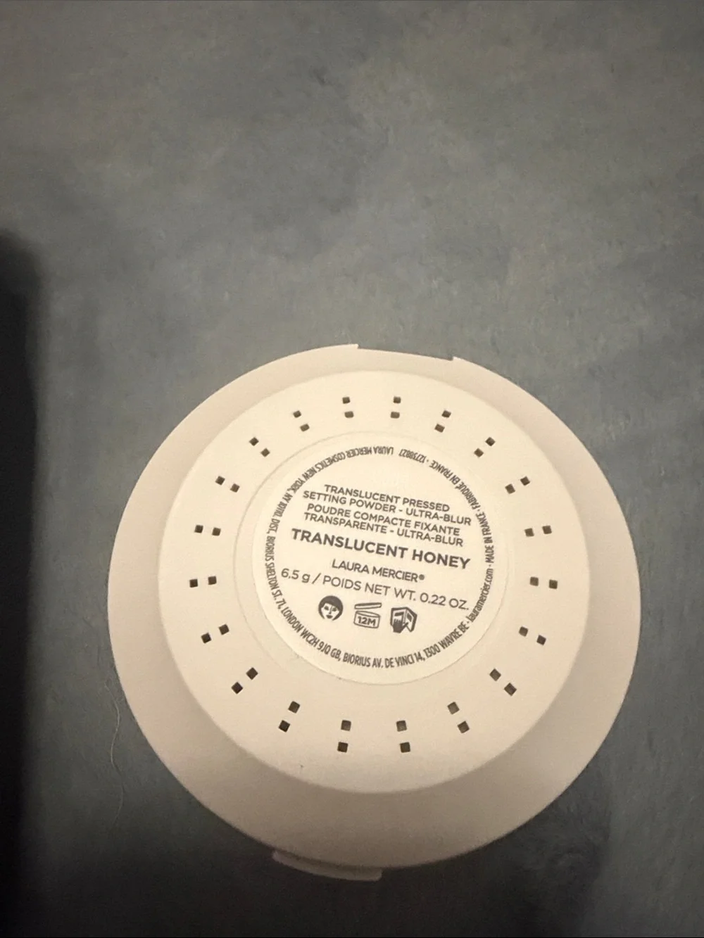 laura mercier Translucent Pressed Setting Powder - translucent honey